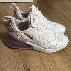 Nike Women's Air Max 270